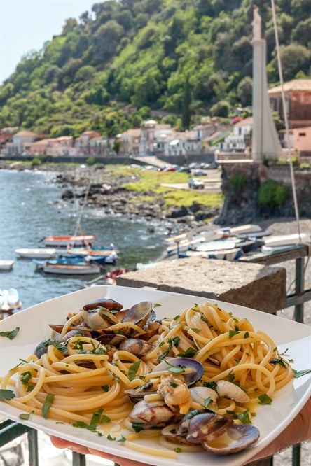 Sicilian Ristorantes: Cannoli Dreams and Seafood Feasts